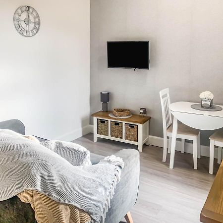 The Rosebery Retreat By The Castle 1-Bed Apartment Inverness Ngoại thất bức ảnh